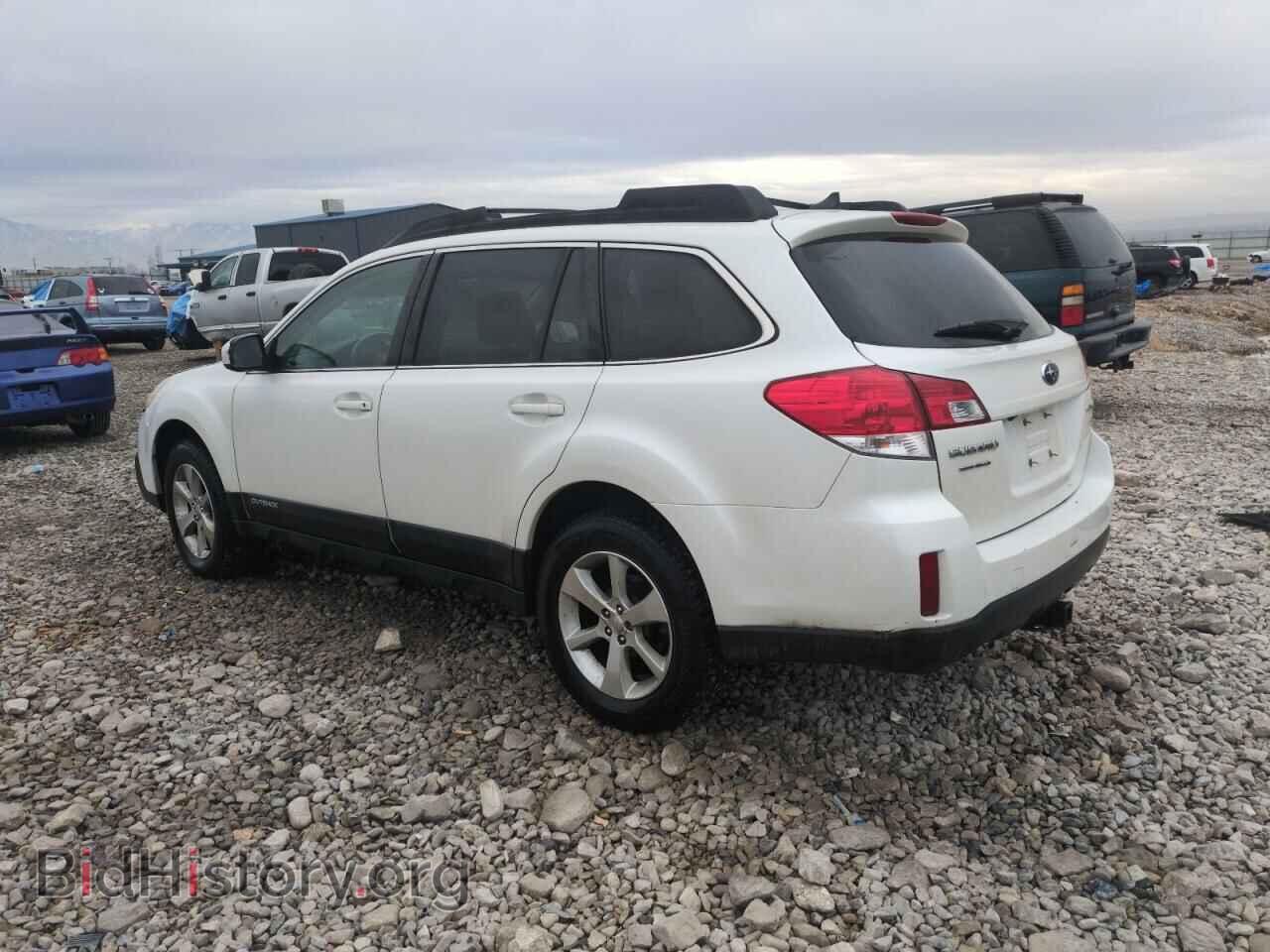 2014 SUBARU OUTBACK - VIN: 4S4BRBLC0E3301627 - Фото 2