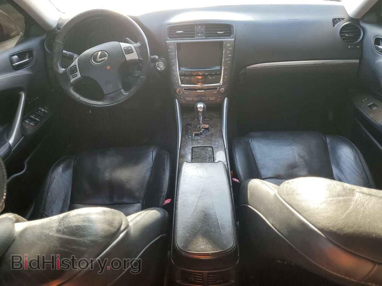 2011 LEXUS IS - VIN: JTHCF5C20B5047331 - Photo 8