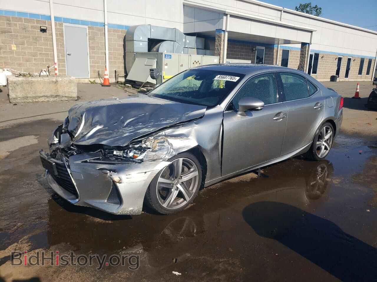 Photo JTHC81D28K5038569 - LEXUS IS 2019