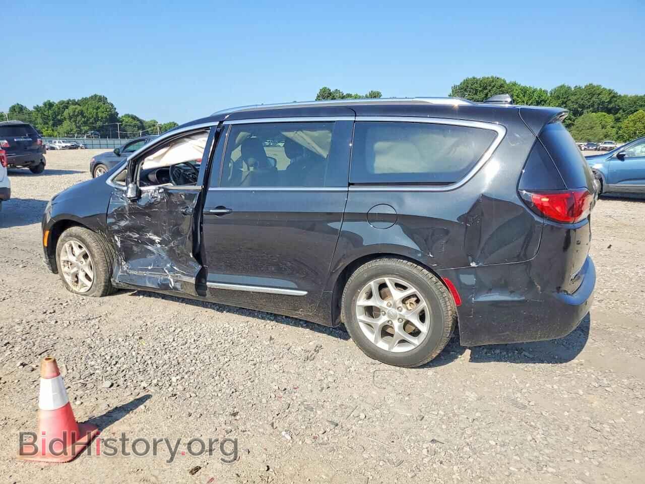 2018 CHRYSLER PACIFICA - VIN: 2C4RC1BG8JR353009 - Photo 2
