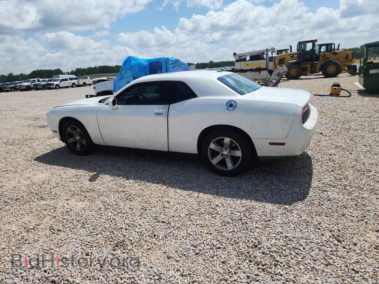2014 DODGE CHALLENGER - VIN: 2C3CDYAGXEH274325 - Photo 2
