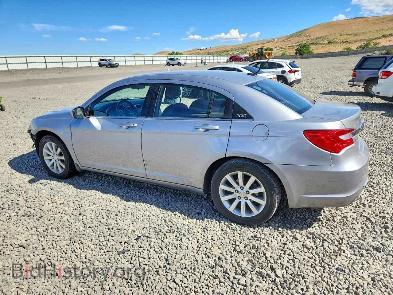 2013 CHRYSLER 200 - VIN: 1C3CCBBG5DN527894 - Photo 2