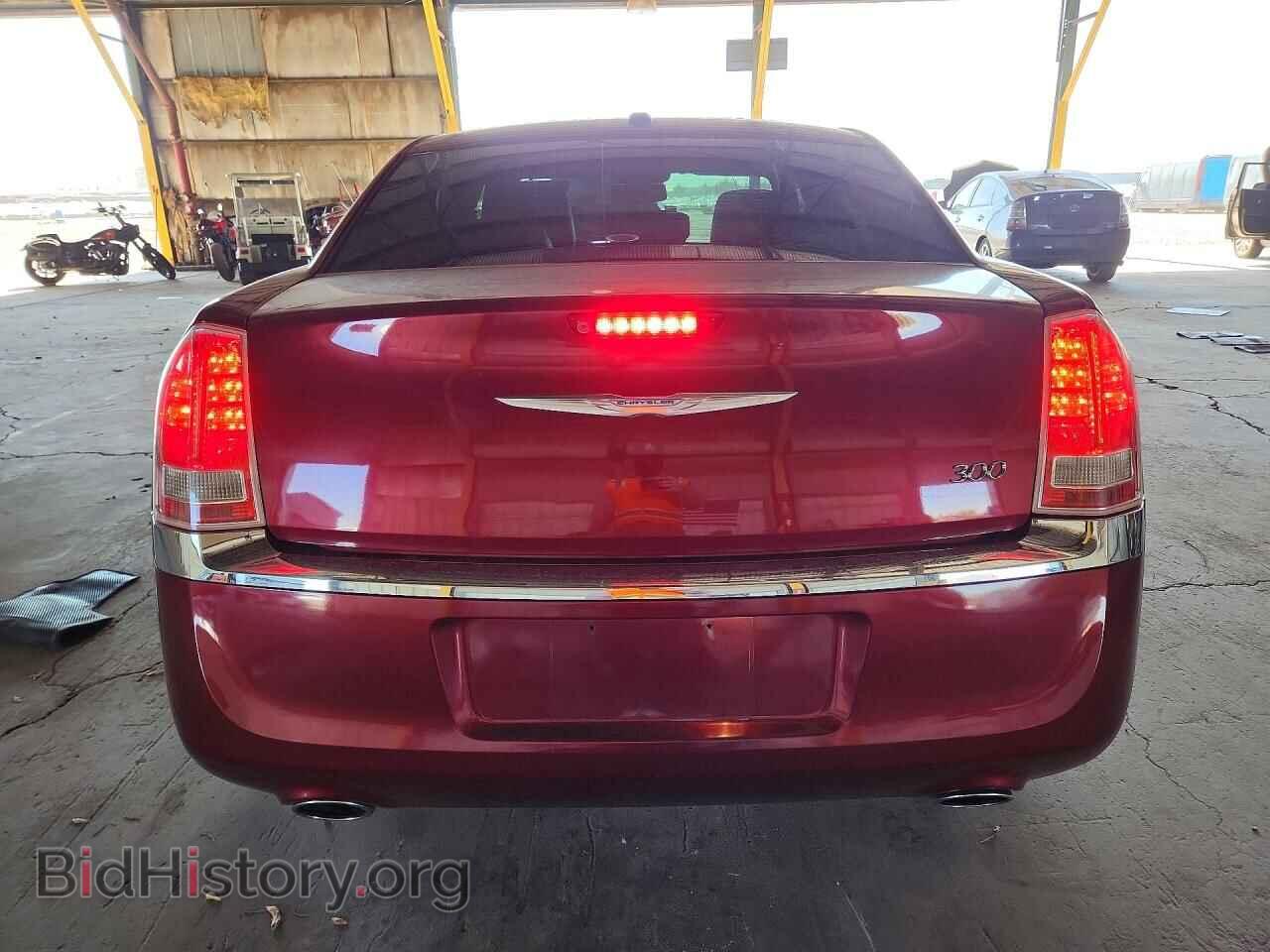 2014 CHRYSLER 300 - VIN: 2C3CCAAG4EH263024 - Фото 6