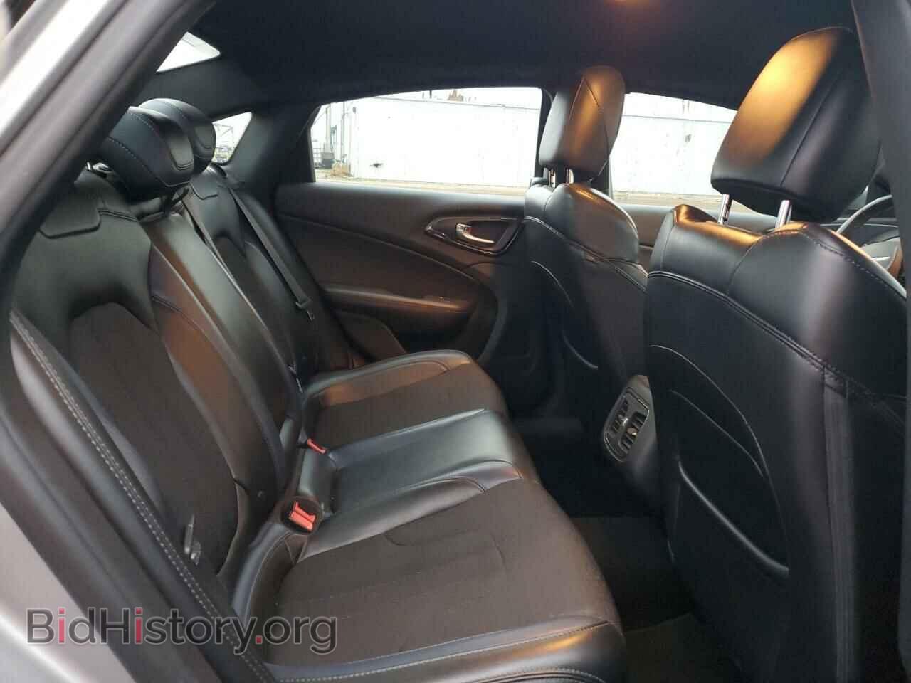 2016 CHRYSLER 200 - VIN: 1C3CCCBBXGN150672 - Фото 10