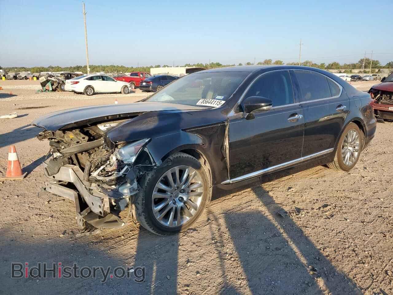 Фотография JTHBL5EF4E5132004 - LEXUS LS460 2014