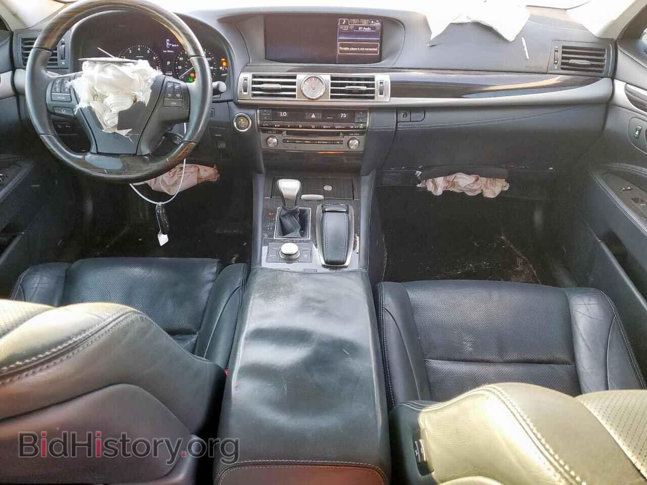 2014 LEXUS LS460 - VIN: JTHBL5EF4E5132004 - Photo 8