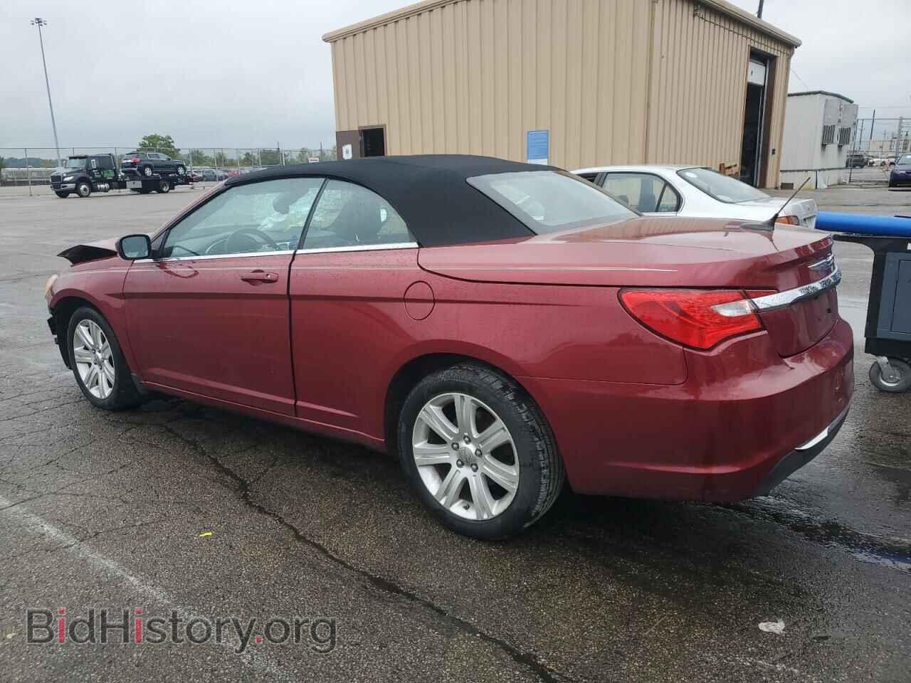 2013 CHRYSLER 200 - VIN: 1C3BCBEG3DN516285 - Фото 2