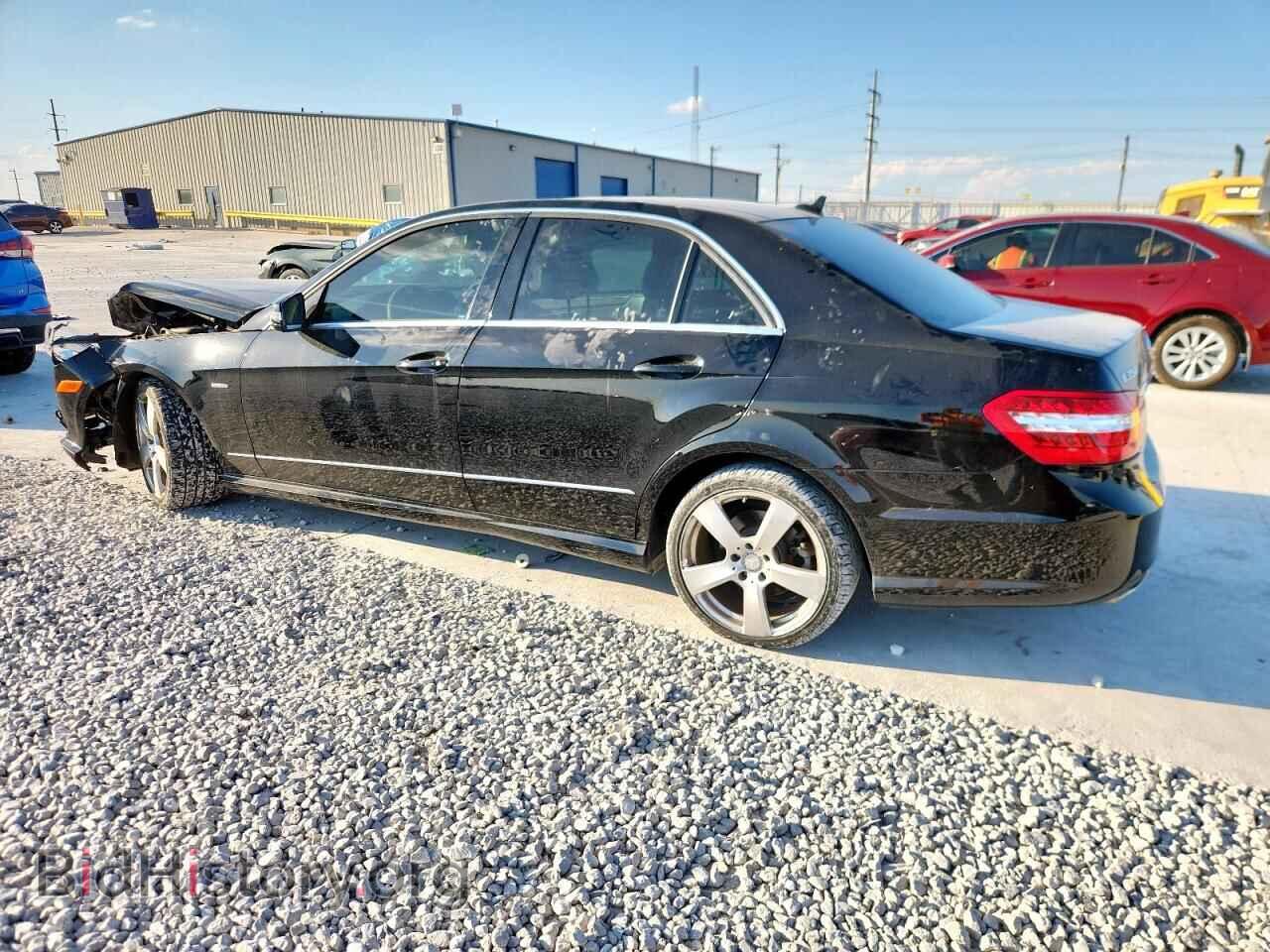 2012 MERCEDES-BENZ E-CLASS - VIN: WDDHF5KB1CA637481 - Фото 2