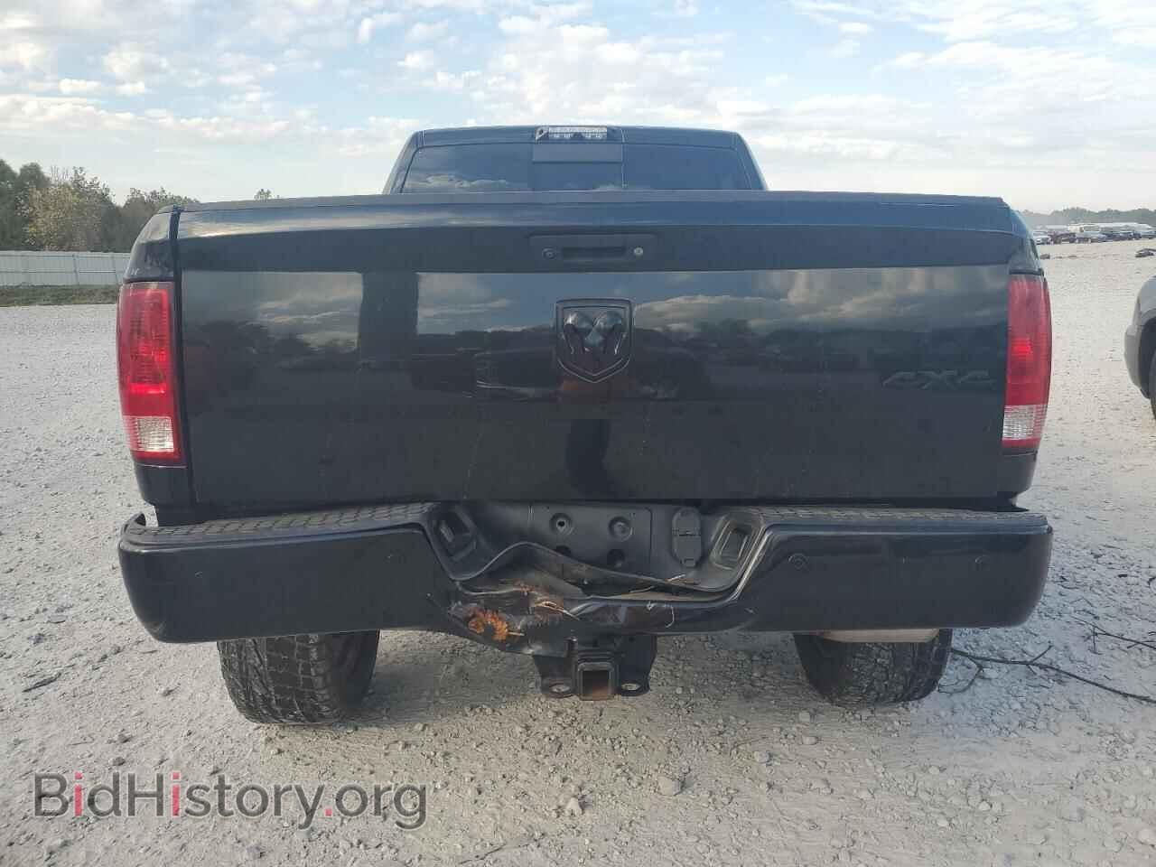 2017 RAM All Models - VIN: 3C6UR5DJ8HG720085 - Photo 6
