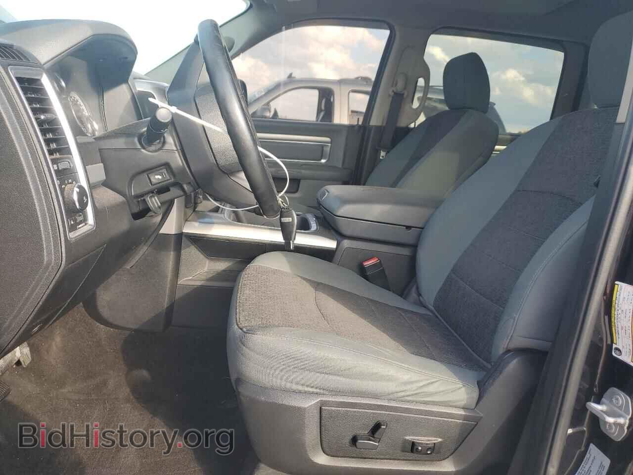 2017 RAM All Models - VIN: 3C6UR5DJ8HG720085 - Photo 7