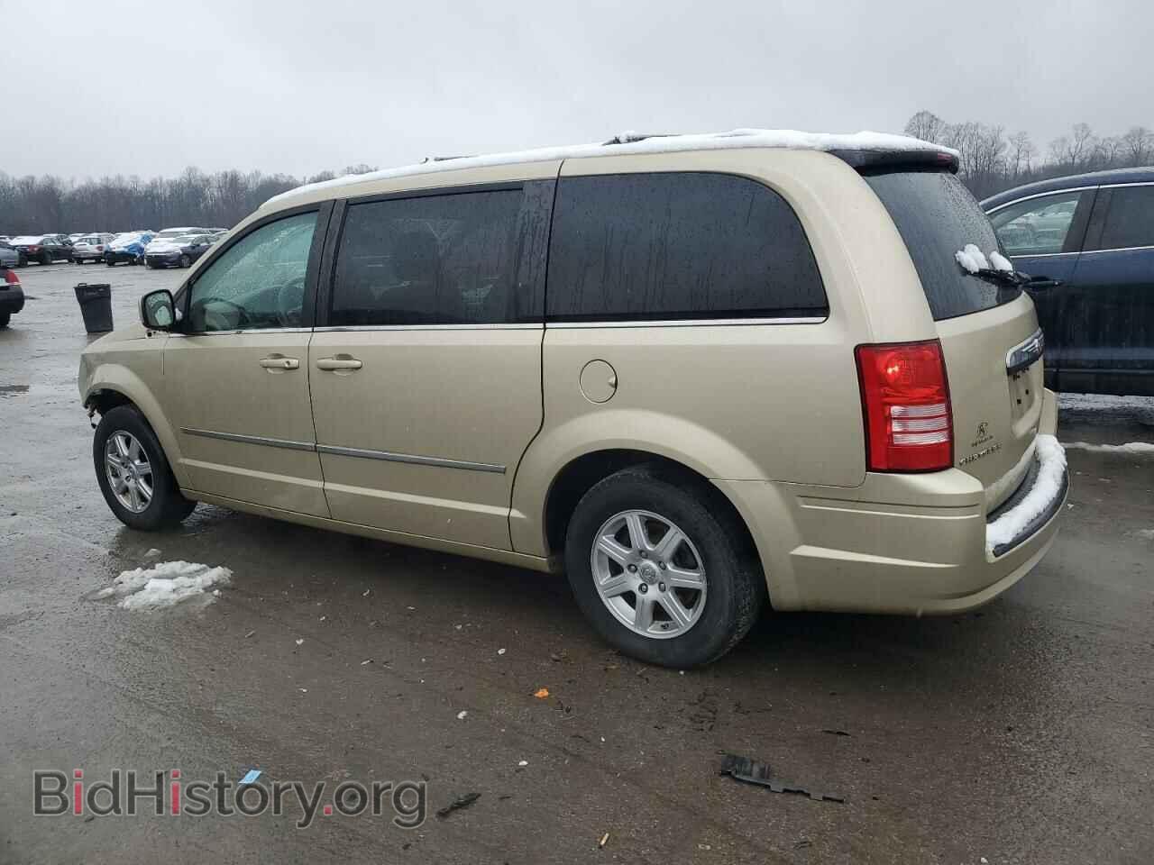 2010 CHRYSLER MINIVAN - VIN: 2A4RR5D16AR381108 - Фото 2