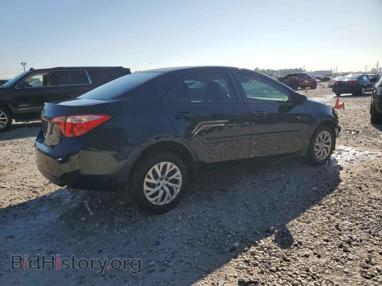 2017 TOYOTA COROLLA - VIN: 2T1BURHEXHC831475 - Фото 3