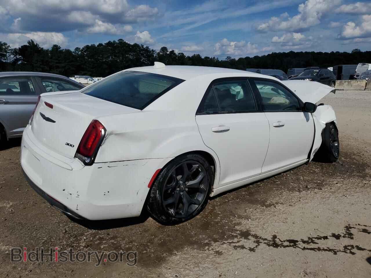 2022 CHRYSLER 300 - VIN: 2C3CCAAG4NH256574 - Фото 3