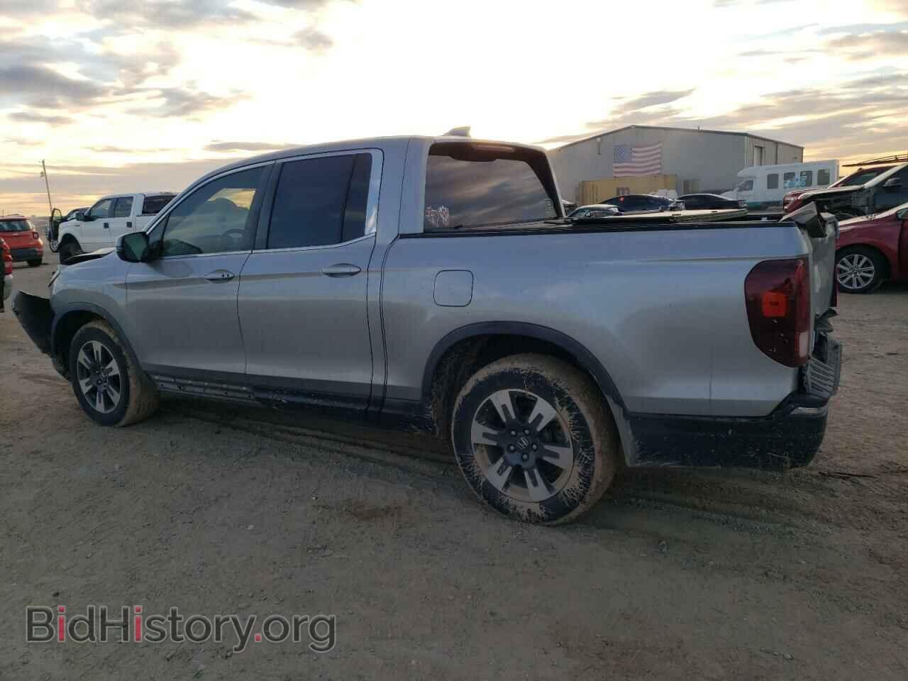 2017 HONDA RIDGELINE - VIN: 5FPYK2F69HB009420 - Фото 2