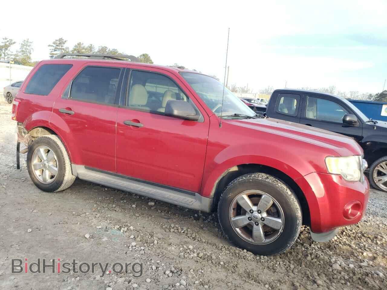 2011 FORD ESCAPE - VIN: 1FMCU0DG3BKB18751 - Photo 4