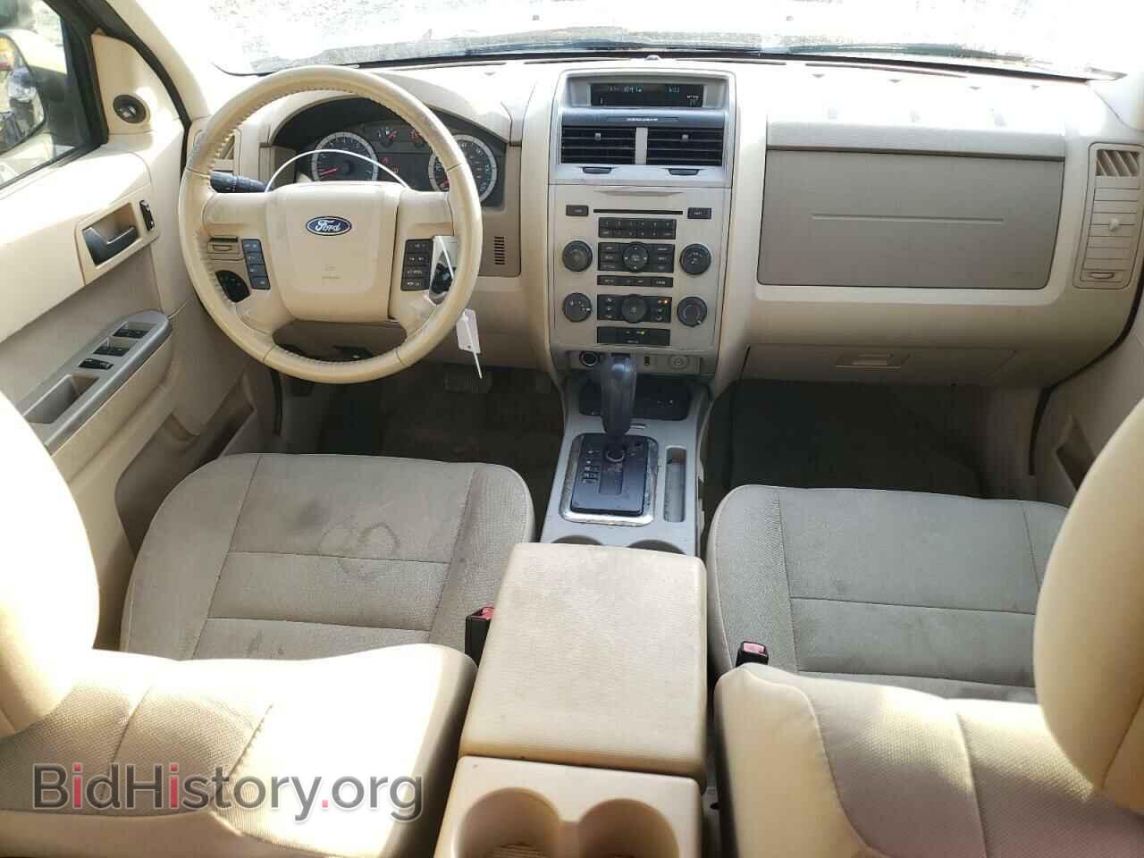 2011 FORD ESCAPE - VIN: 1FMCU0DG3BKB18751 - Photo 8