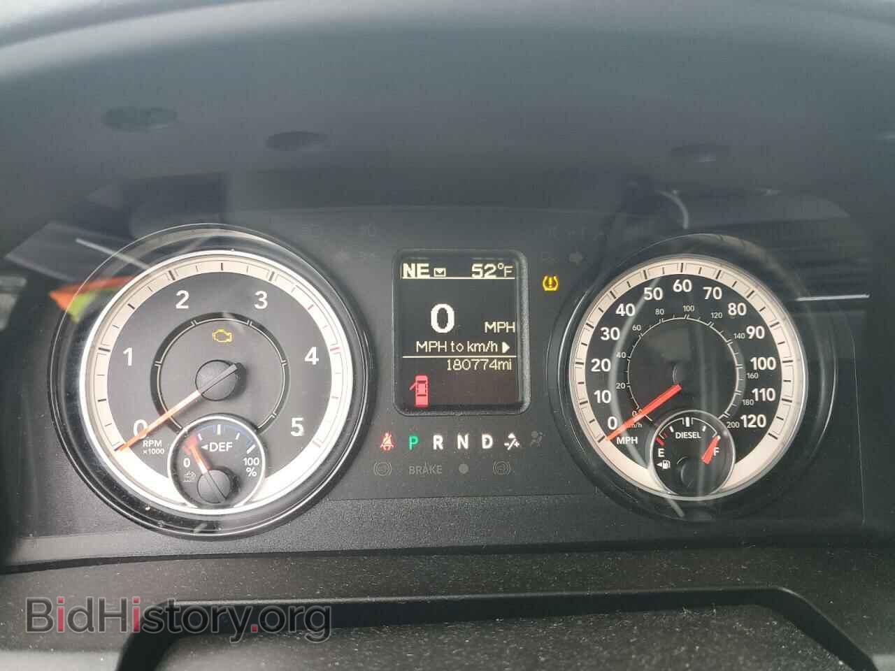 2018 RAM All Models - VIN: 3C6UR5CL6JG341515 - Фото 9