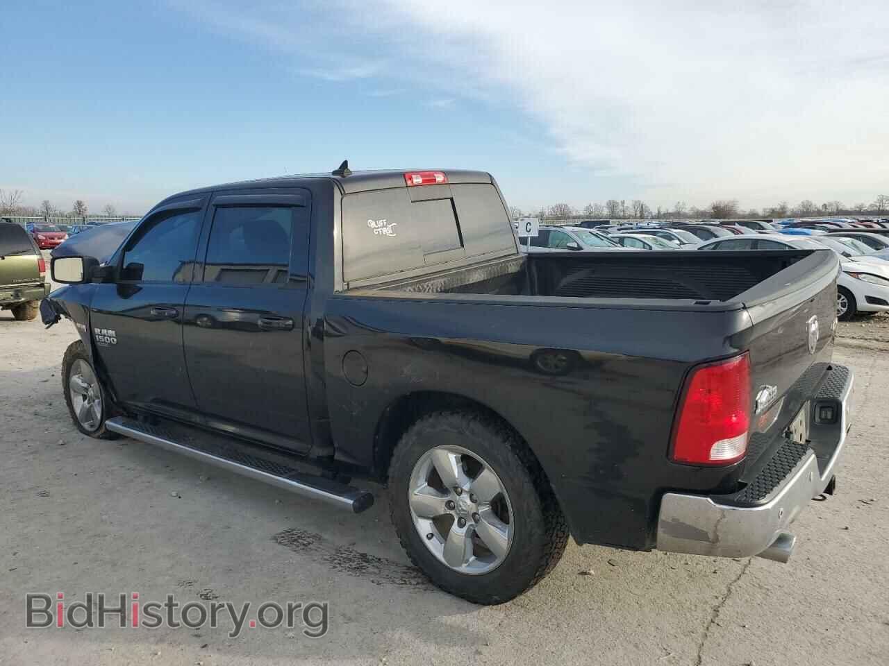 2019 RAM 1500 - VIN: 1C6RR7LT2KS535549 - Photo 2
