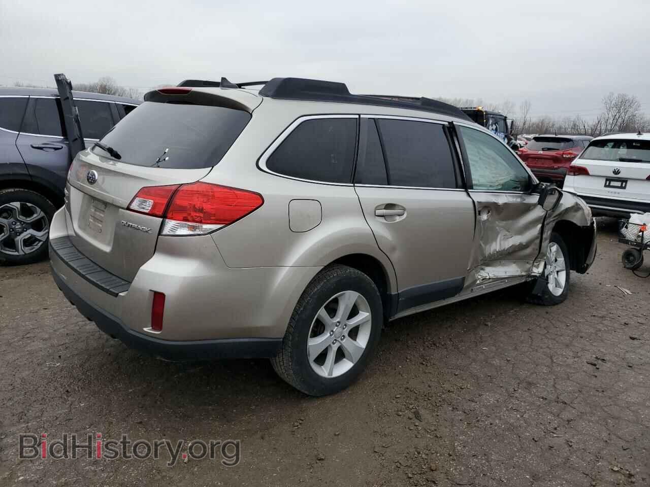 2014 SUBARU OUTBACK - VIN: 4S4BRCCC0E3283801 - Фото 3