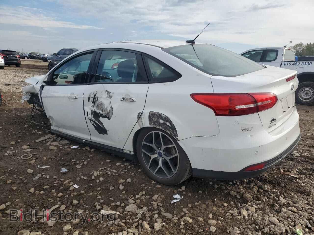 2017 FORD FOCUS - VIN: 1FADP3H28HL302382 - Фото 2