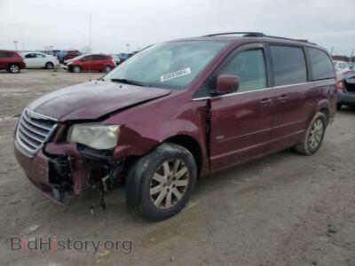 2008 Chrysler MINIVAN Touring, burgundy — VIN 2A8HR54PX8R842920, Copart