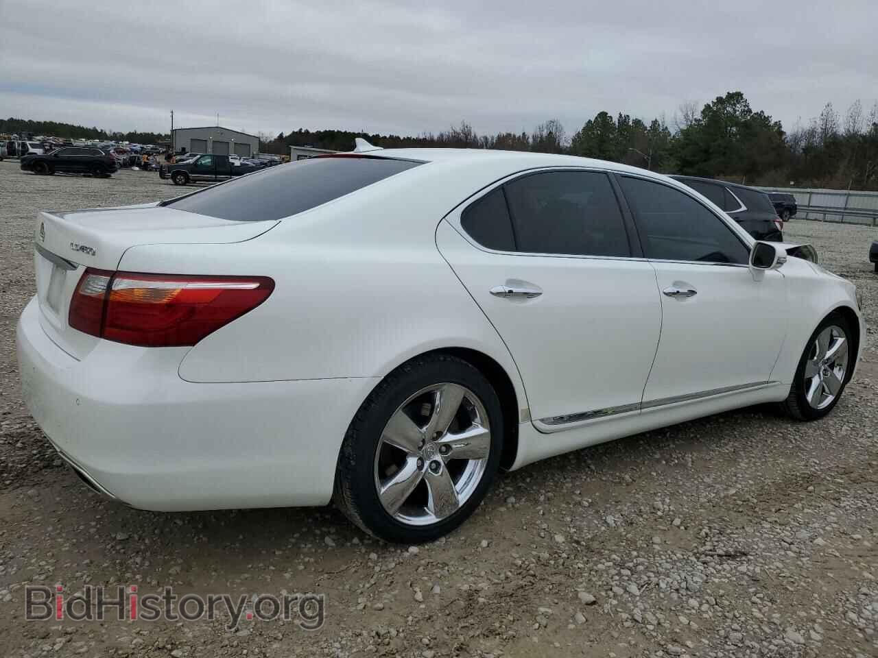 2011 LEXUS LS460 - VIN: JTHBL5EF2B5104326 - Photo 3