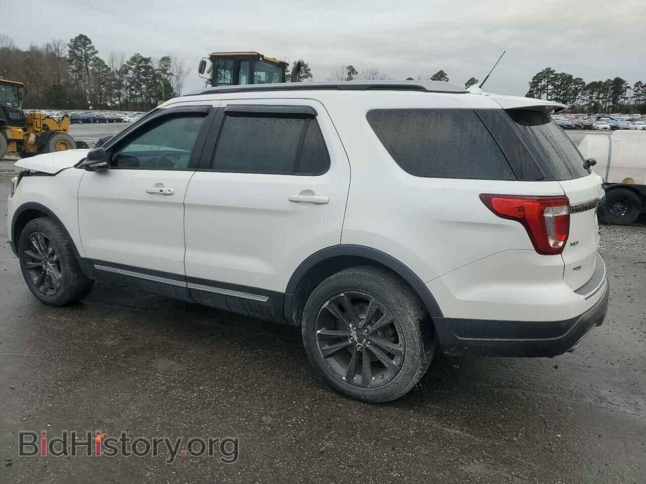 2018 FORD EXPLORER - VIN: 1FM5K8D81JGB73660 - Фото 2