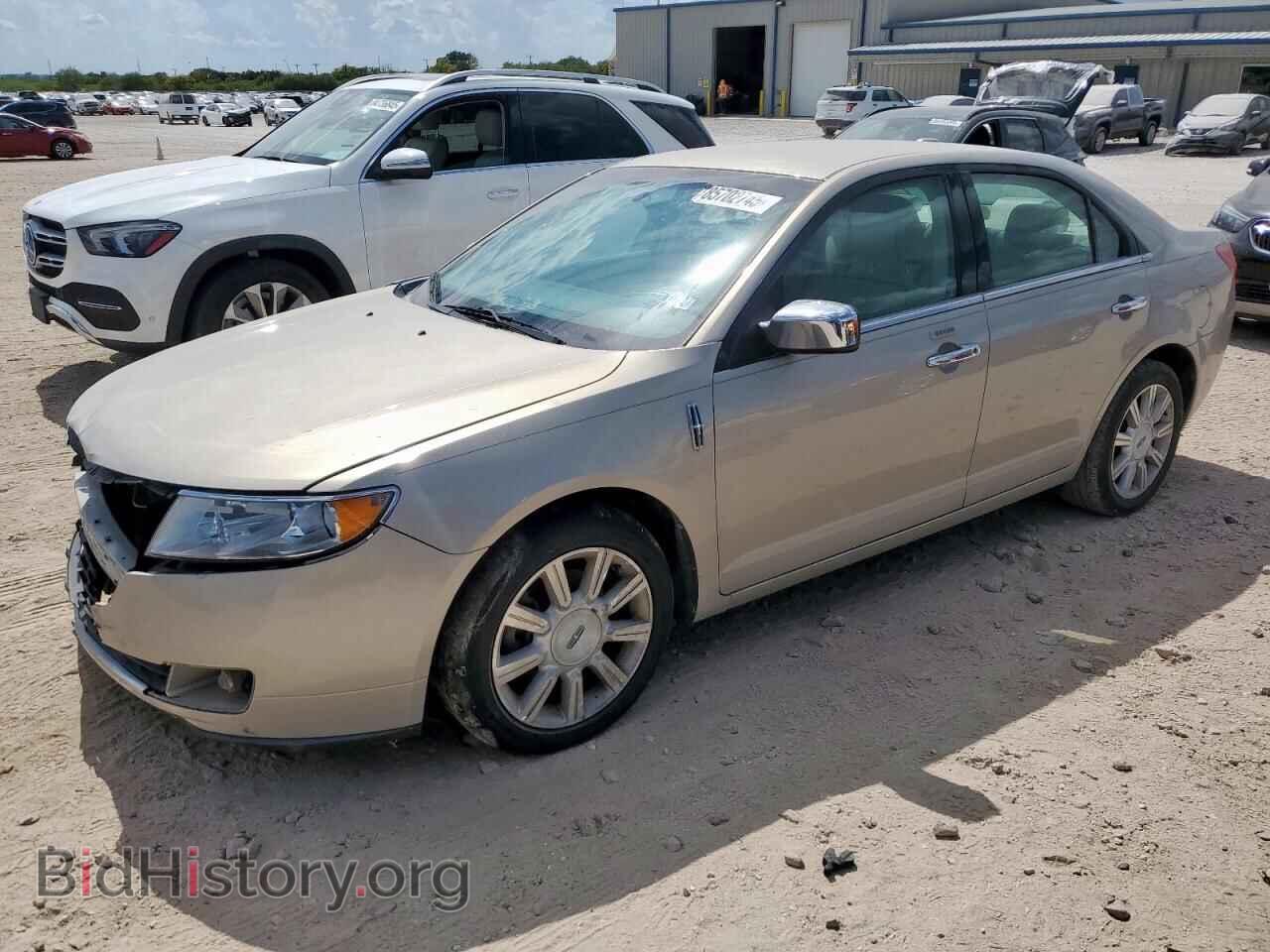 Photo 3LNHL2GC4AR754831 - LINCOLN MKZ 2010