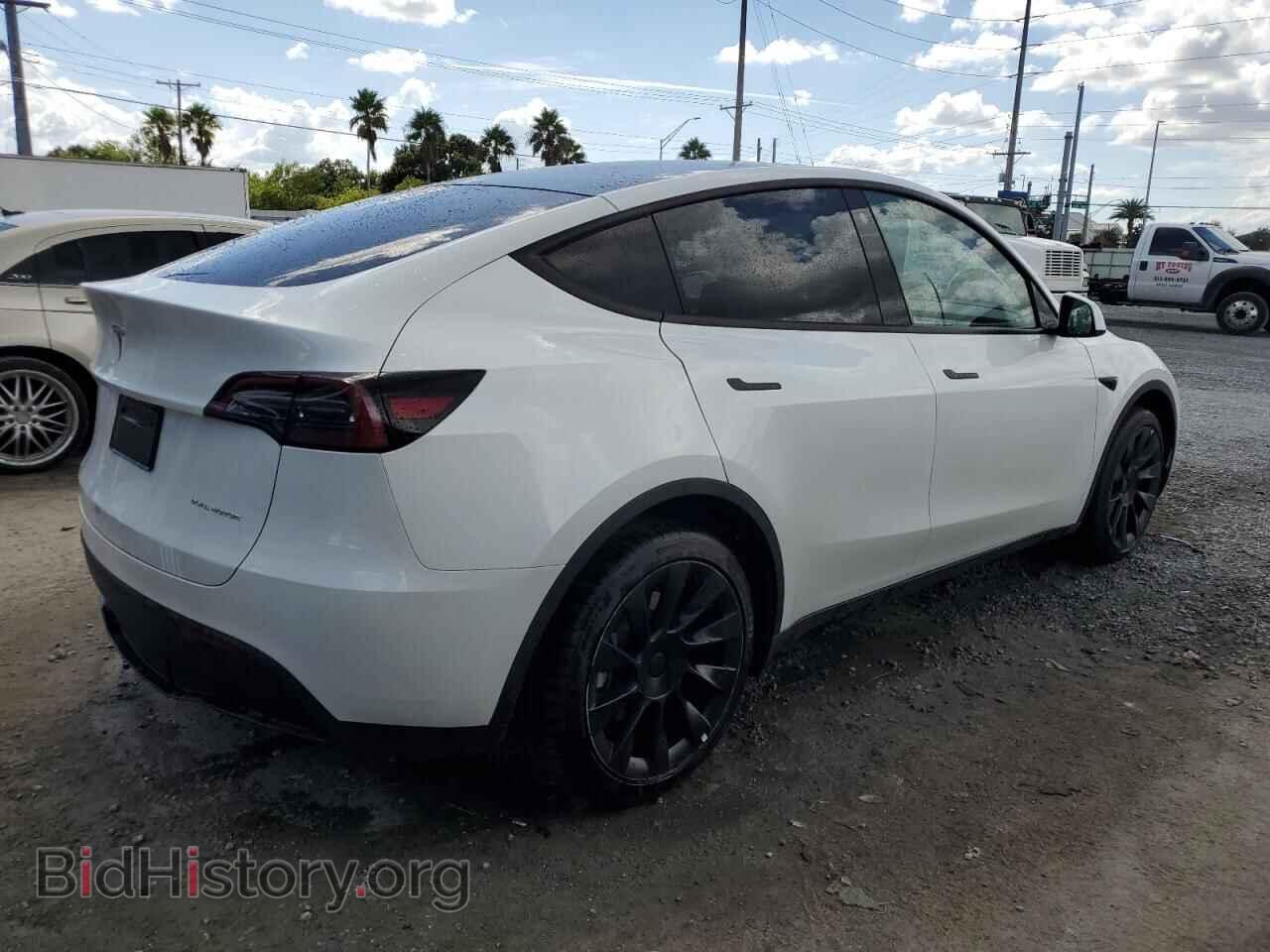 2023 TESLA MODEL Y - VIN: 7SAYGDEE2PA051893 - Фото 3