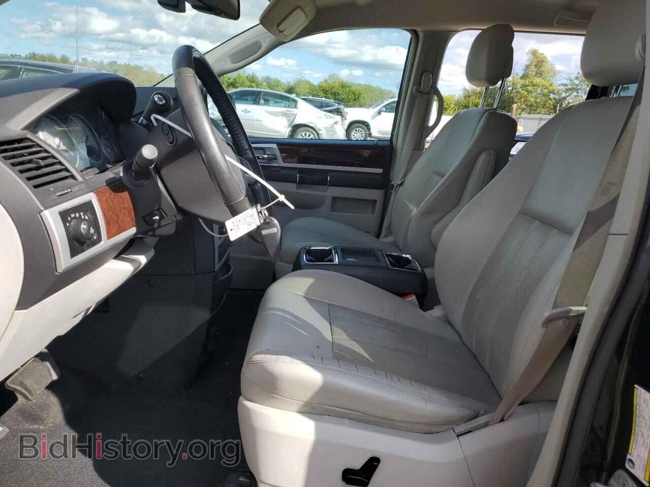 2010 CHRYSLER MINIVAN - VIN: 2A4RR8DX7AR404580 - Фото 7