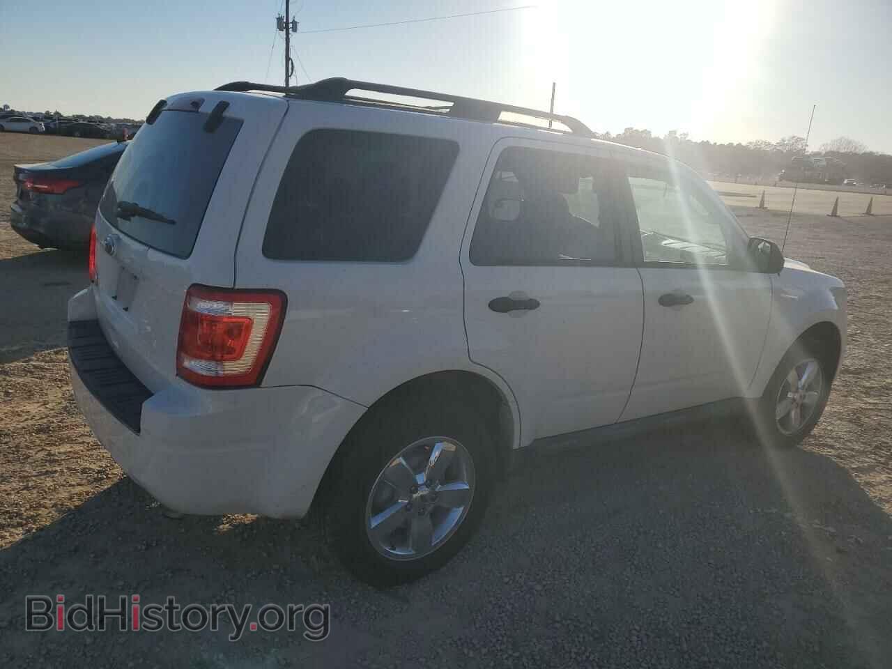 2011 FORD ESCAPE - VIN: 1FMCU0D74BKB53847 - Фото 3