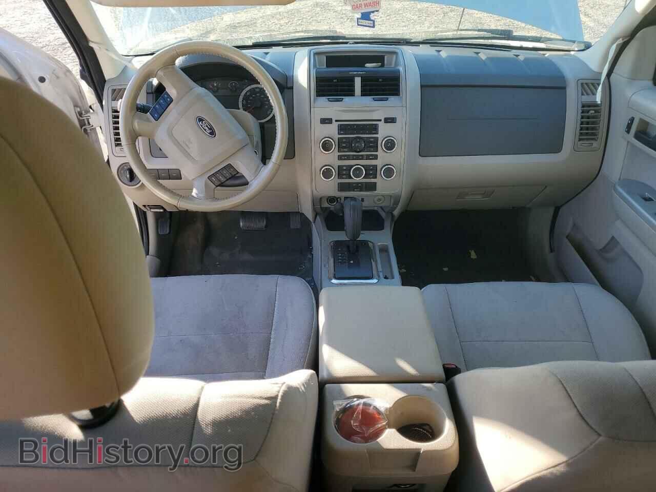 2011 FORD ESCAPE - VIN: 1FMCU0D74BKB53847 - Фото 8