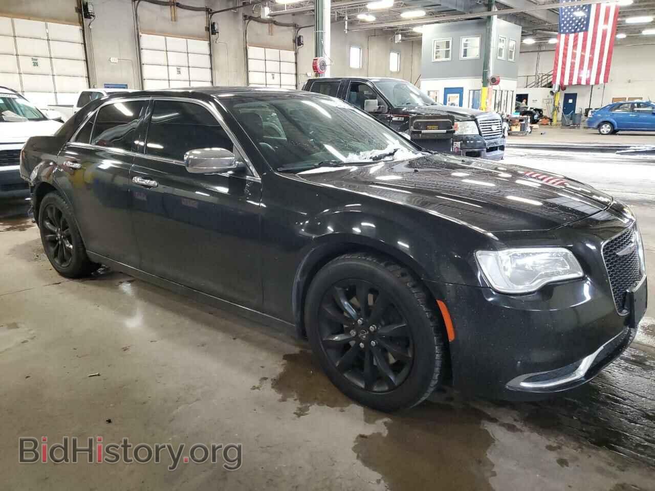2018 CHRYSLER 300 - VIN: 2C3CCARG0JH324884 - Photo 4