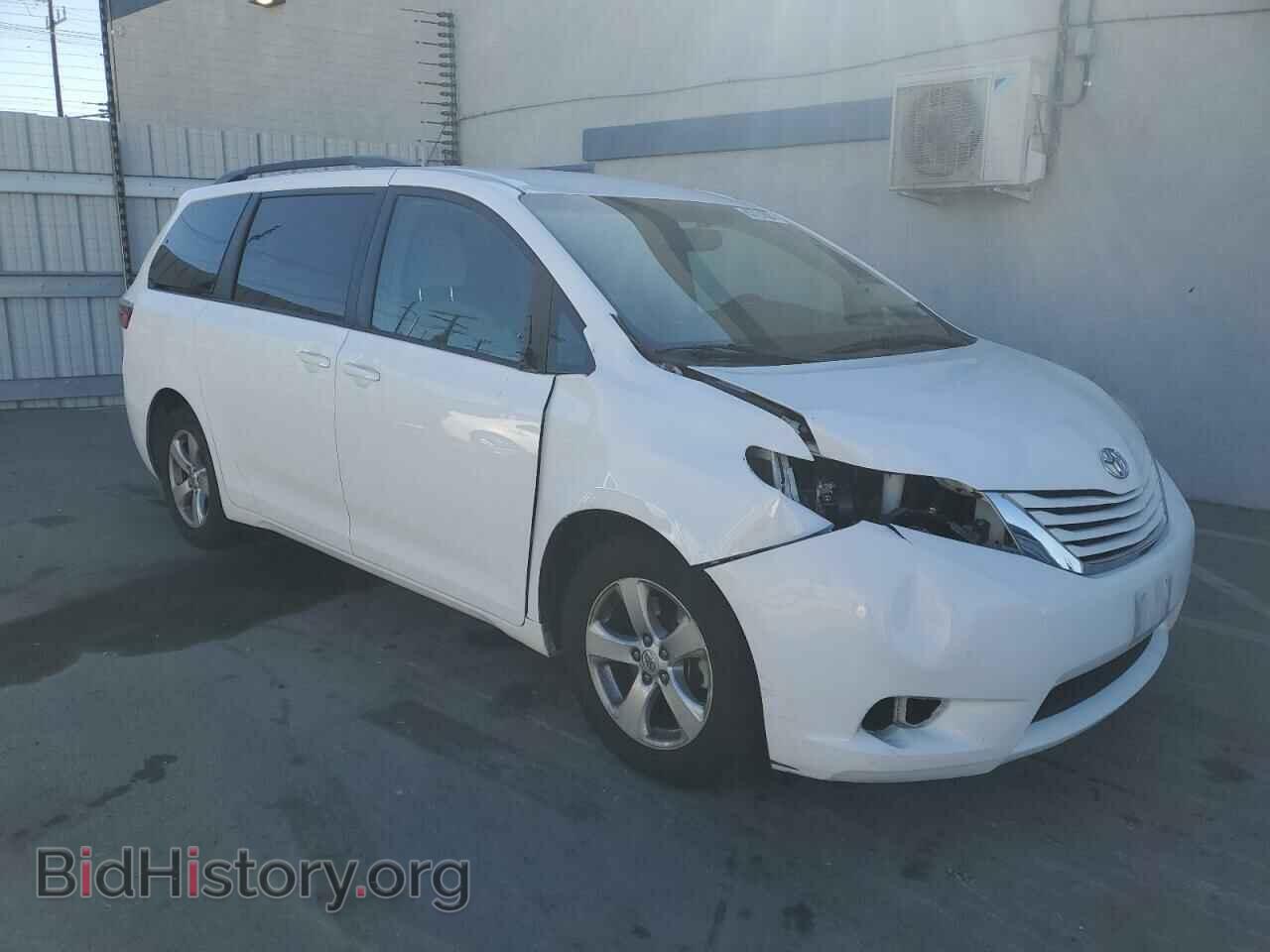 2017 TOYOTA All Models - VIN: 5TDKZ3DC2HS880082 - Фото 4