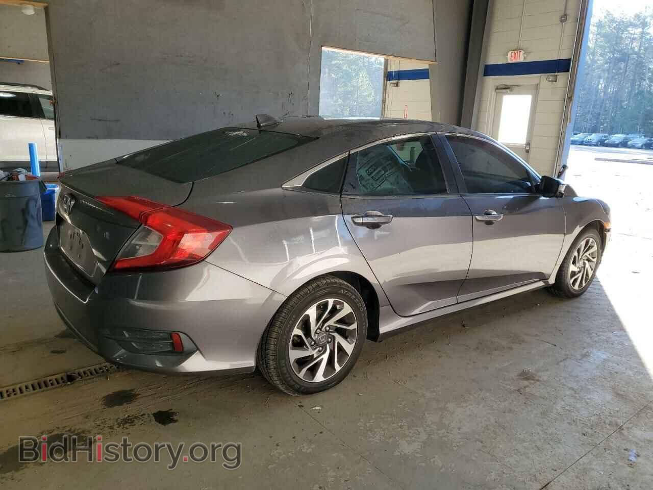 2018 HONDA CIVIC - VIN: 2HGFC2F77JH580864 - Фото 3