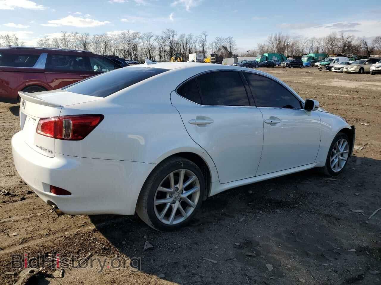 2011 LEXUS IS - VIN: JTHCF5C23B2035417 - Фото 3