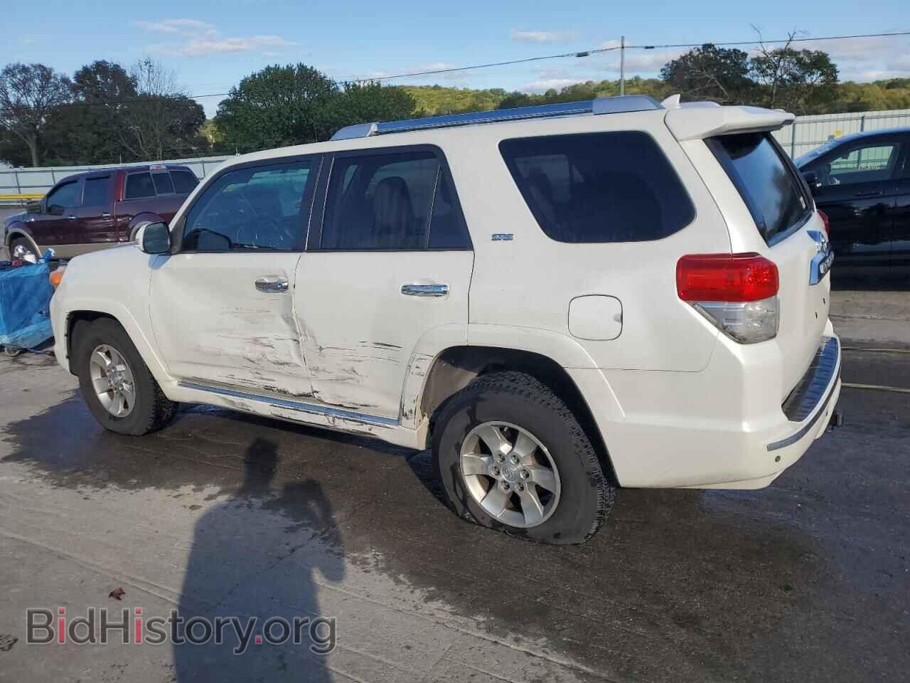 2011 TOYOTA 4RUNNER - VIN: JTEZU5JR4B5018542 - Фото 2