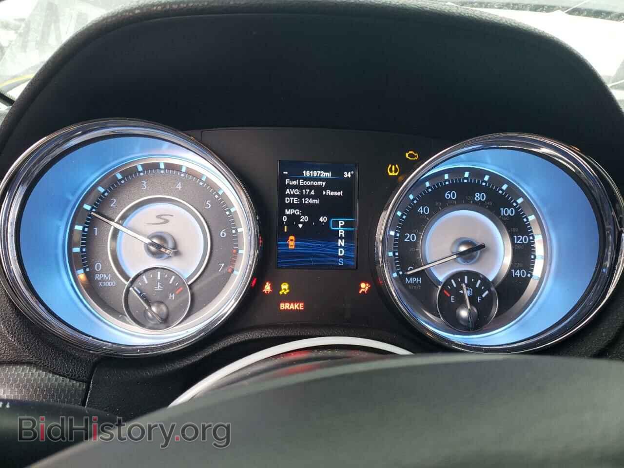 2014 CHRYSLER 300 - VIN: 2C3CCABG1EH344271 - Фото 9
