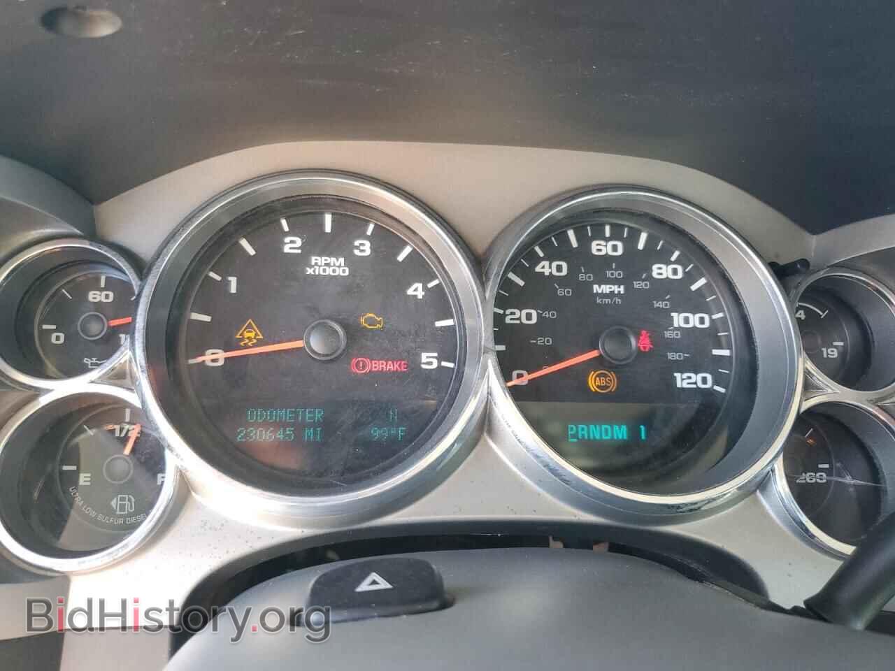 2011 GMC SIERRA - VIN: 1GT120C86BF210344 - Фото 9