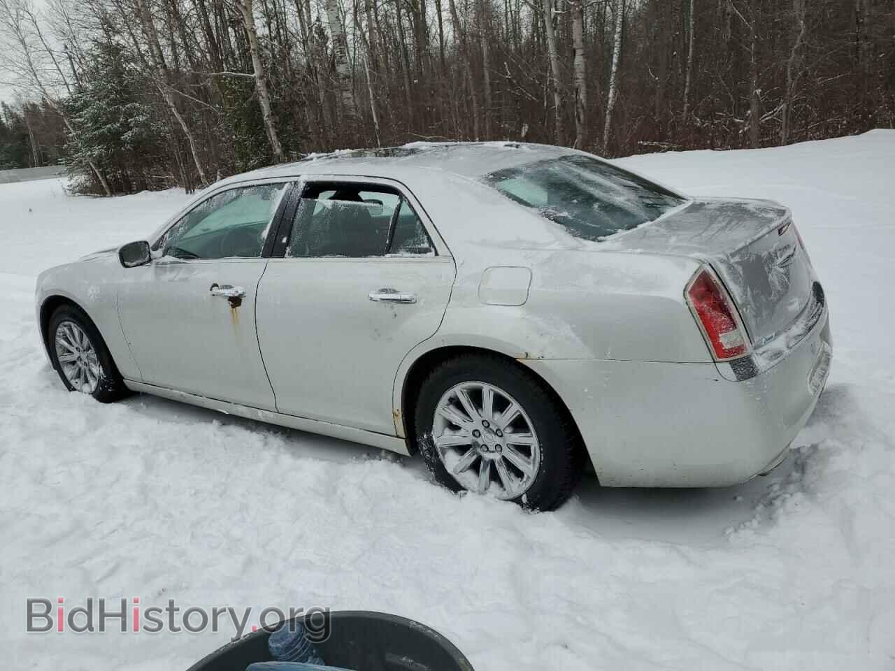 2012 CHRYSLER 300 - VIN: 2C3CCACG4CH237548 - Фото 2