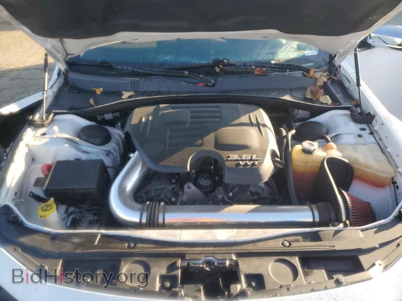 2019 CHRYSLER 300 - VIN: 2C3CCAEG8KH686551 - Фото 11