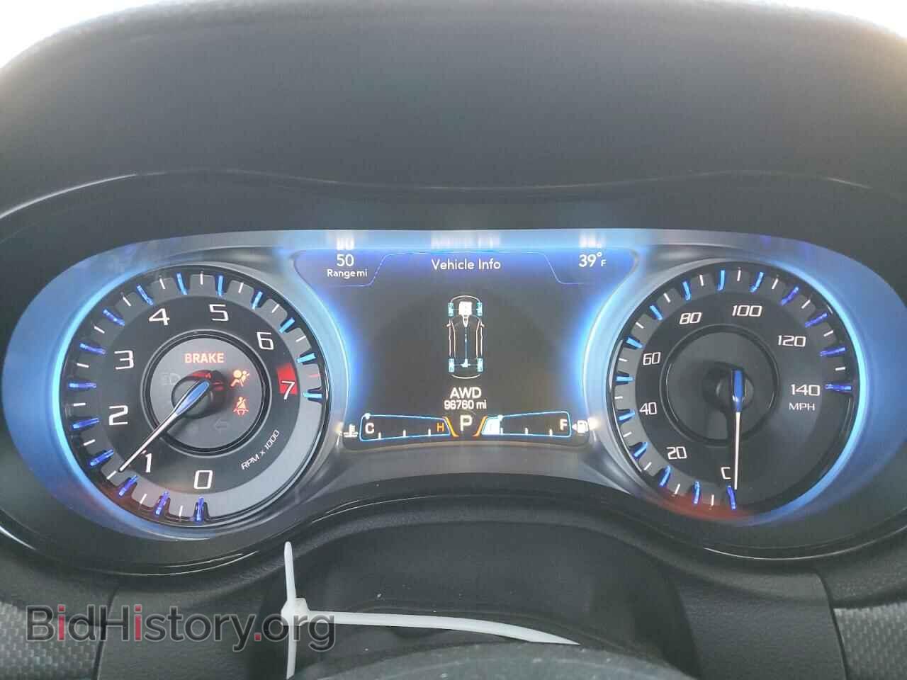 2016 CHRYSLER 300 - VIN: 2C3CCAGGXGH282929 - Фото 9