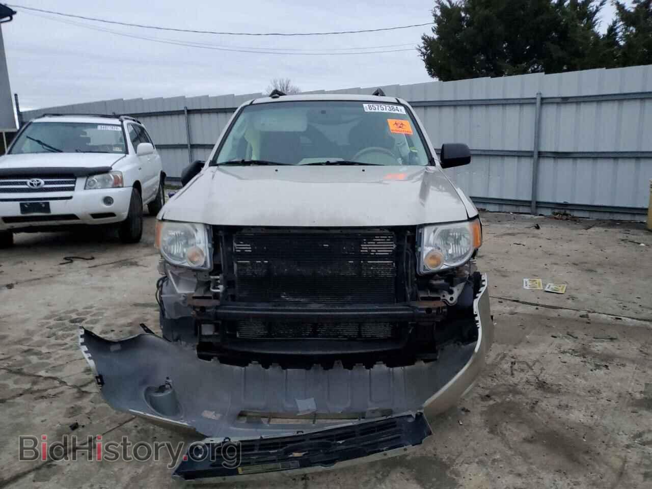 2010 FORD ESCAPE - VIN: 1FMCU0D72AKA08143 - Фото 5