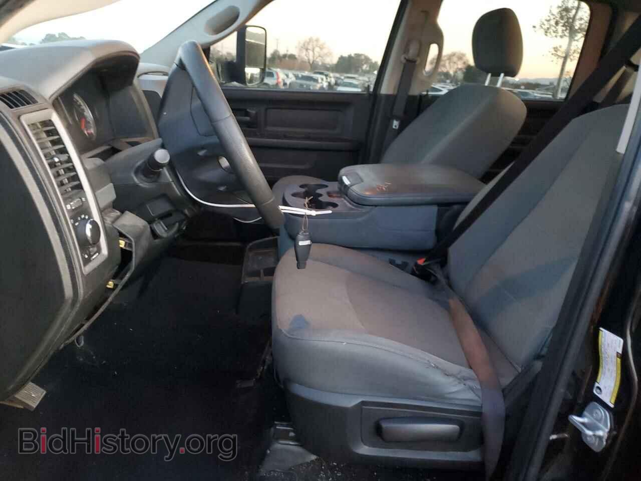 2018 RAM All Models - VIN: 3C6UR5CL1JG328350 - Photo 7