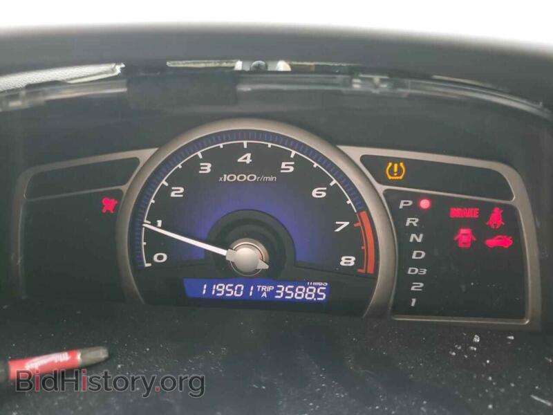 2008 Honda CIVIC (VIN 2HGFA16978H514441) — фото 9 из 15