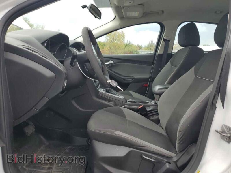 2014 Ford FOCUS (VIN 1FADP3F27EL193573) — фото 7 из 12