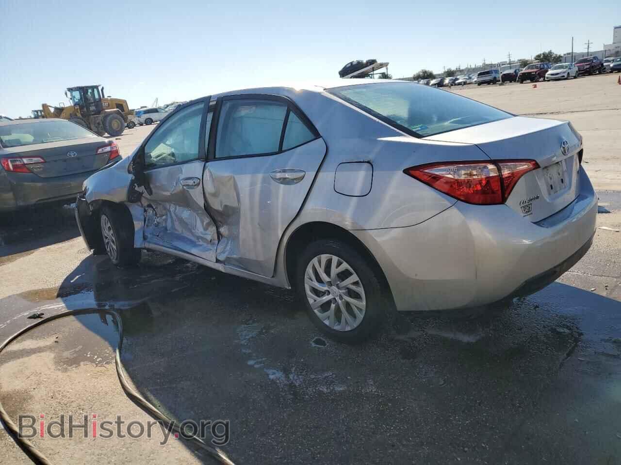 2017 TOYOTA COROLLA - VIN: 2T1BURHE2HC810216 - Фото 2