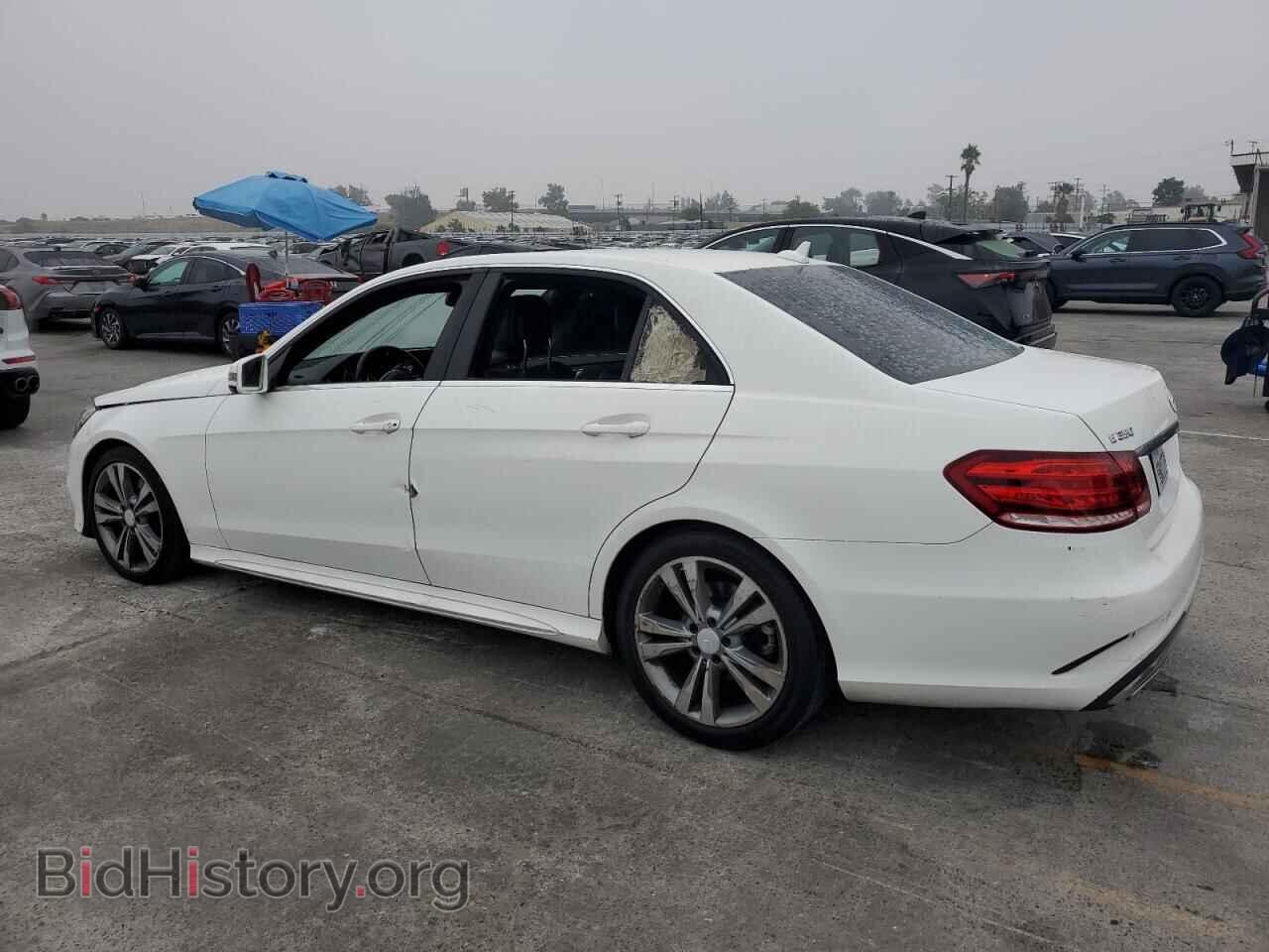 2014 MERCEDES-BENZ E-CLASS - VIN: WDDHF5KB2EA998852 - Фото 2