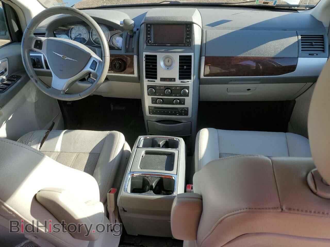 2009 CHRYSLER MINIVAN - VIN: 2A8HR54119R676123 - Фото 8