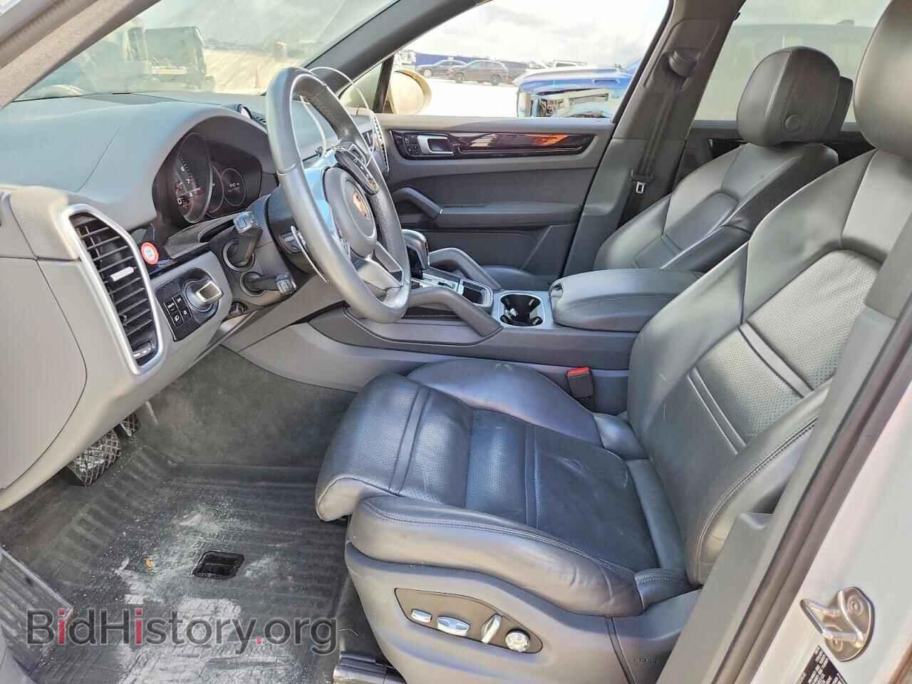 2019 PORSCHE CAYENNE - VIN: WP1AA2AY2KDA05230 - Photo 7